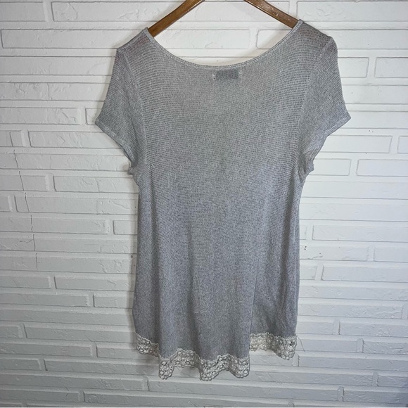 Hollister Gray High Low Cream Crochet Hem Short Sleeve Sweater, Women’s Large - Picture 5 of 6